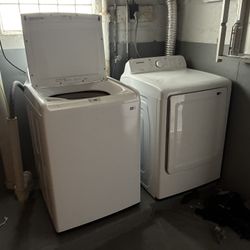 Samsung Electric Washer/Dryer Set