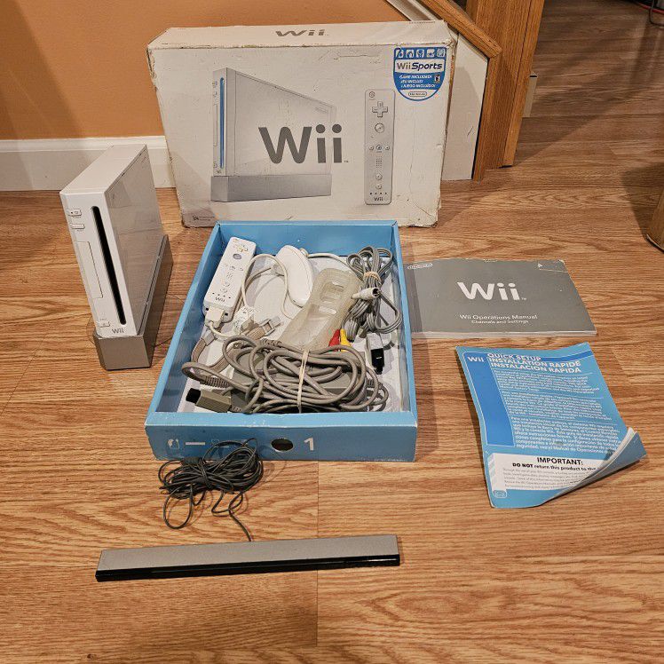 Wii Console Complete In Box Works Great! NTSC-U DOL-001