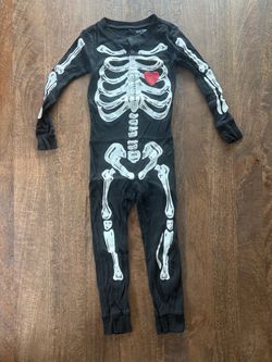 Old Navy Skeleton One-Piece Pajama Onesie Small S 6