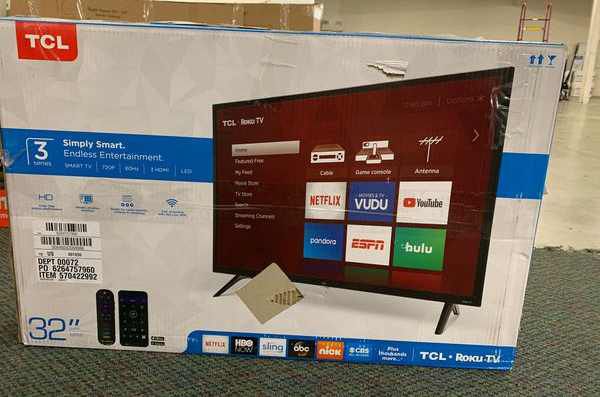 Brand New TCL ROKU 32” Smart Tv! Open box w/ warranty I09