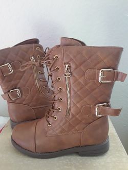 Kids boots from 10 to 4