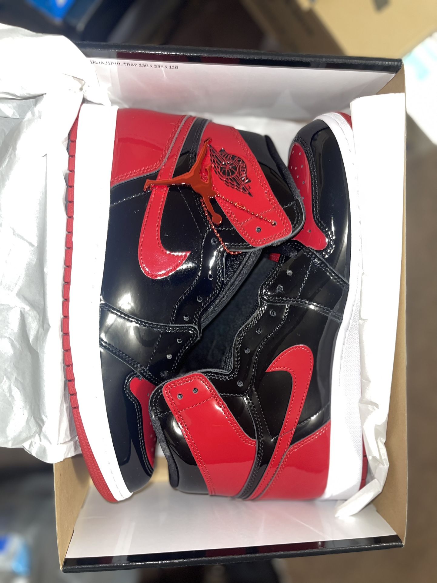 Jordan 1’s, Yeezy 300/700