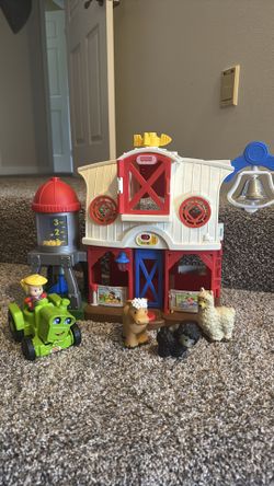 Fisher price little people farm, tractor, 3 animals