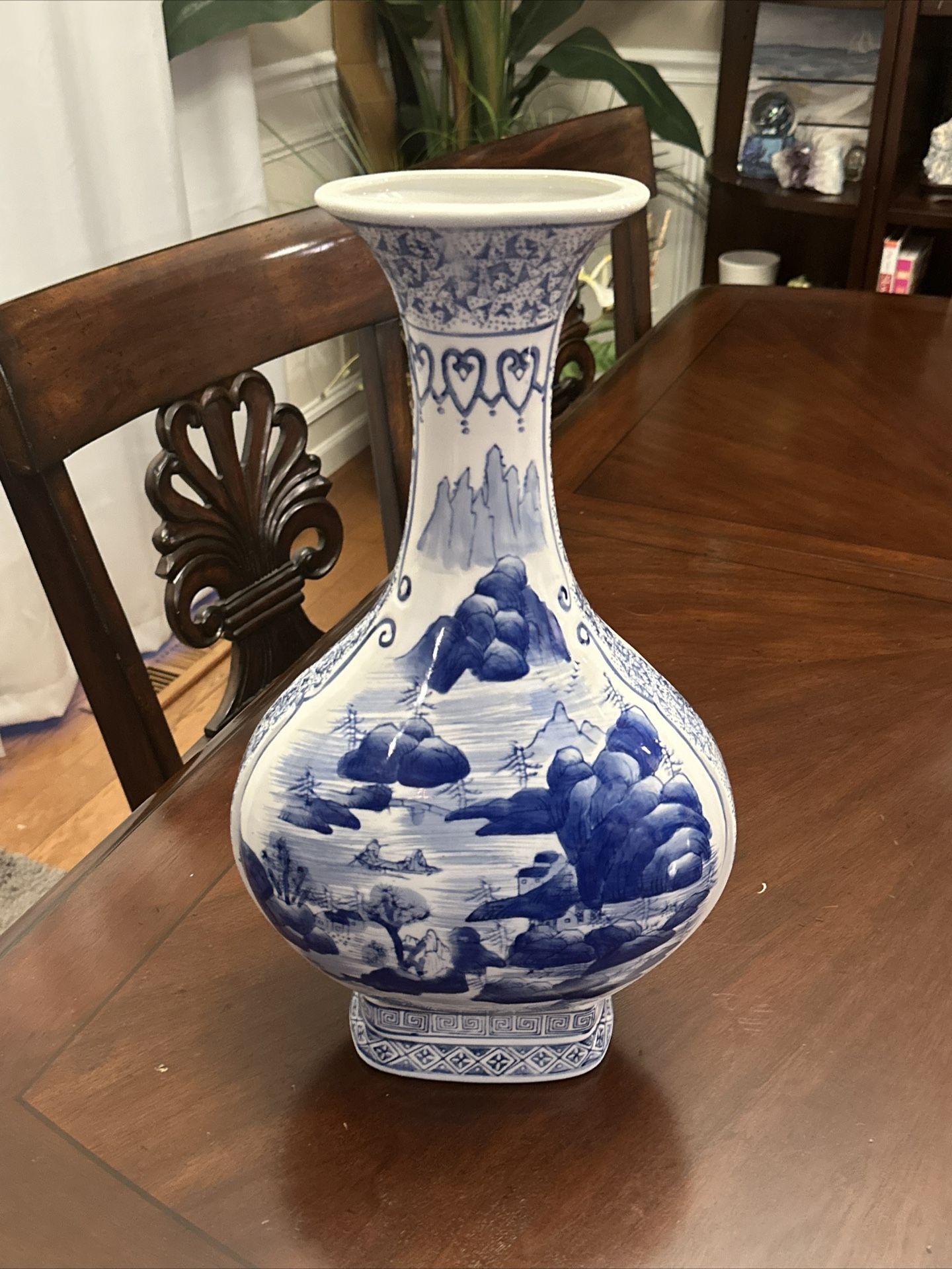 18” Blue & White Antique Oriental Vase / Floor Vase Asian Decent