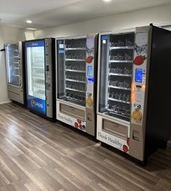 Vending Machines For Sale ( Read Description)