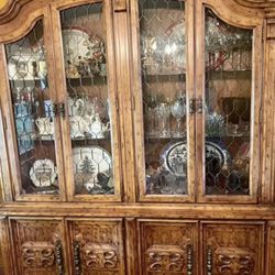 Vintage Drexel Hutch