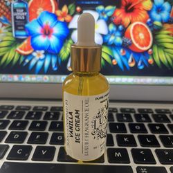 1 Oz  rich, nostalgic scent of creamy Vanilla Ice Cream with this luxurious 1oz concentrated perfume oil. Handmade with premium ingred