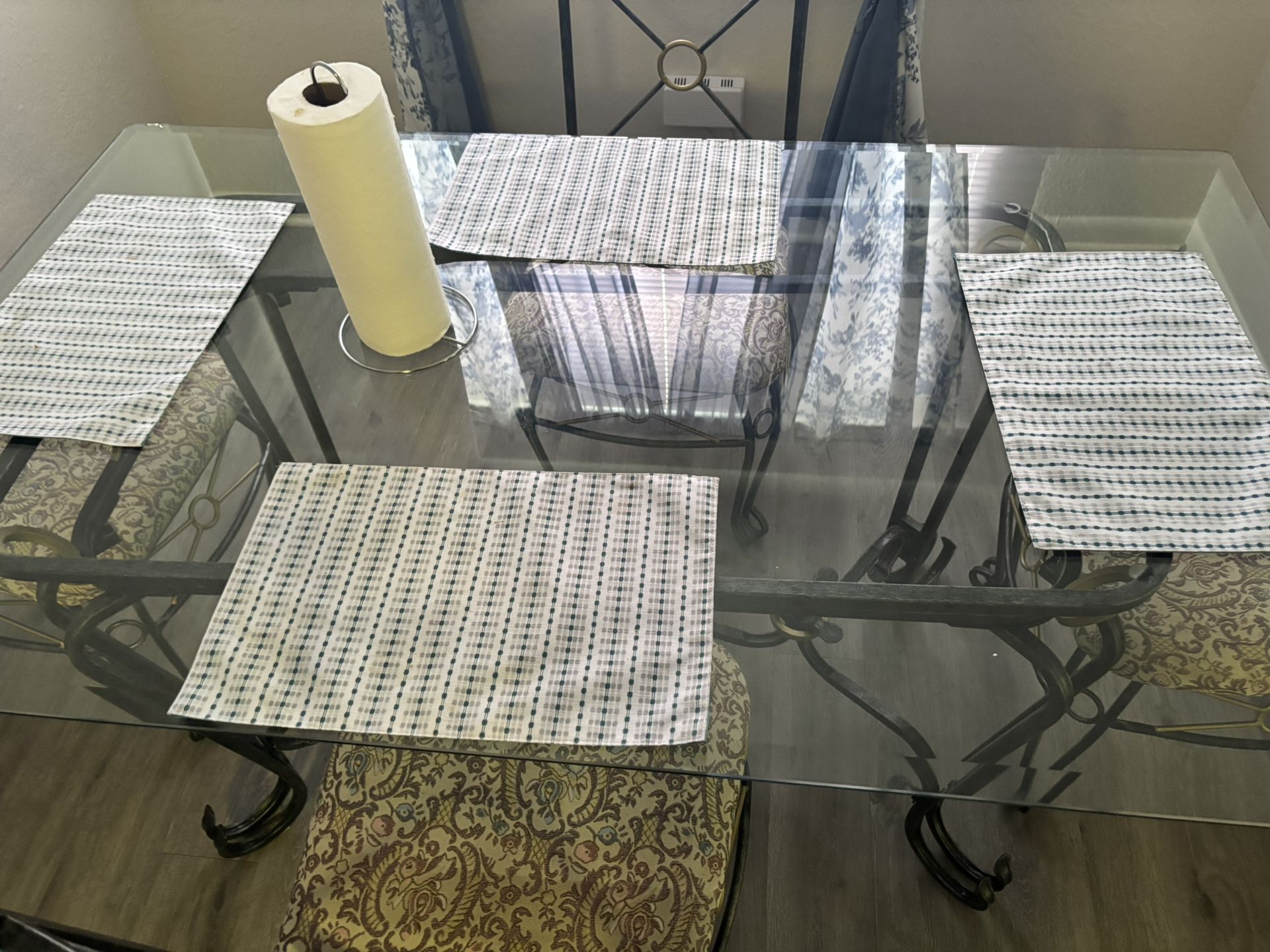 4 Chair Dining Table