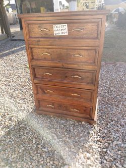Stand up dresser a 100% wood