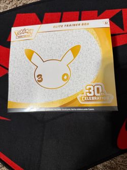 Pokémon TCG 30th Celebration Elite Trainer Box