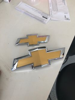 Chevy emblem