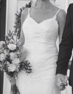 Elegant Lace Wedding Dress 