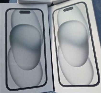 2 iPhone 15