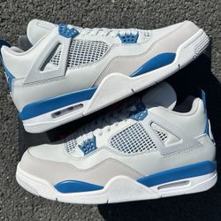 Jordan 4 Retro Military Blue 