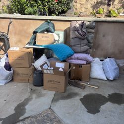 Free Stuff, Blankets, Sleeping Bags, Comforters, Pillows, Air Fryer, Little Charging, Tables, Artwork