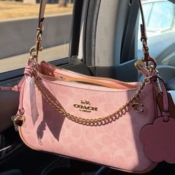 Powderpink coach bag