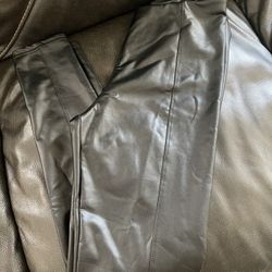 Faux Leather Skinny Pants 