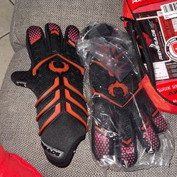 Soccer Gloves Size 7 
