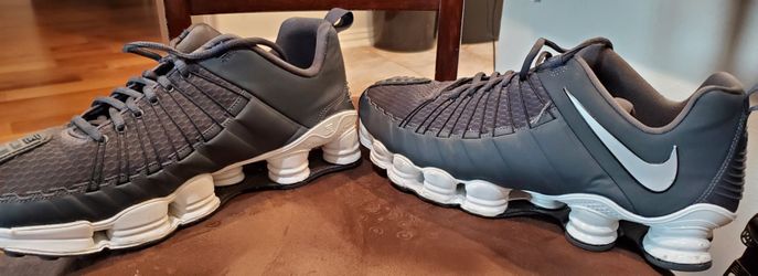 Men's Nike Shox Shoes