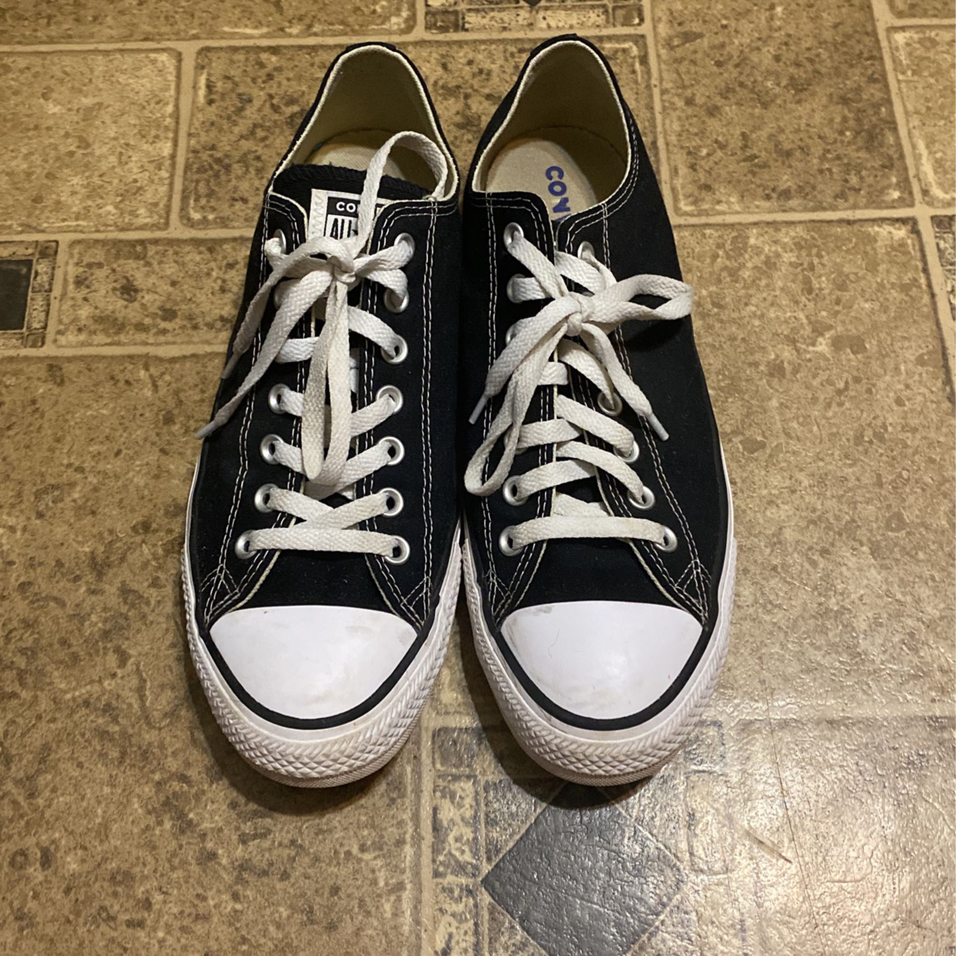 Converse Low Top (men's 10) for Niles, MI - OfferUp