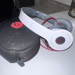 beats solo hd white