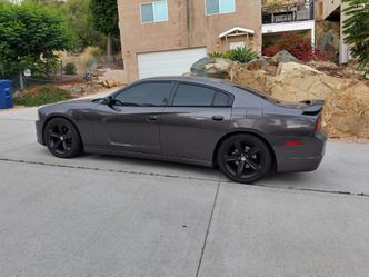 Dodge charger low miles,smog certified,well maintained,smog certified
