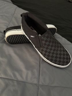 Women’s sports shoes