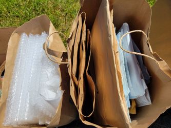 Free packaging material