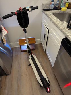 Electric scooter