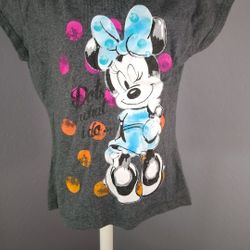 Grey Minnie mouse polka dots girls size 5/6 tshirt "dots what I do"
50% cotton and 50% polyester

Not item related seller inventory green 62