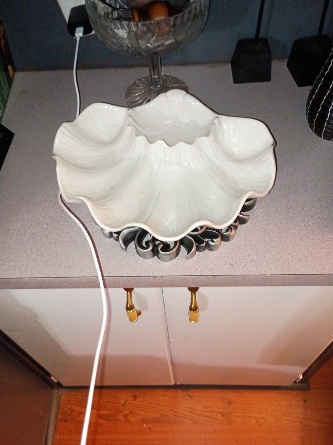 1960 Clam Dish