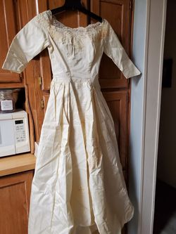 Ivory color wedding dress $20