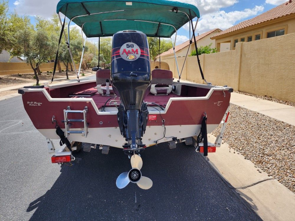 2000 Crestliner Cvx 182.