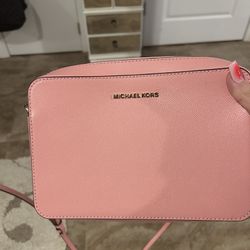 Michael Kors Pink Jet Set Handbag