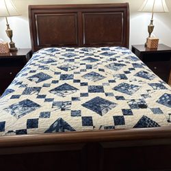 Reduced! Ethan Allen Queen Bed And Matress