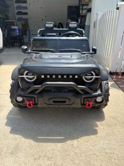Battery Powered Ride On Car Jeeps w/Remote Contro