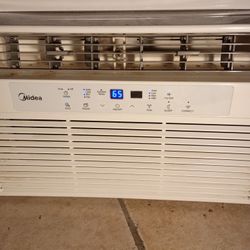 GE Midea Air Conditioner 