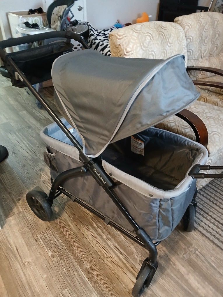 Babytrend Wagon