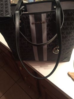 MICHAEL KORS TOTE NEW