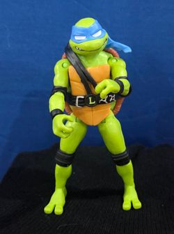 Teenage Mutant Ninja Turtles Leonardo Action Figure 4.25" Toy