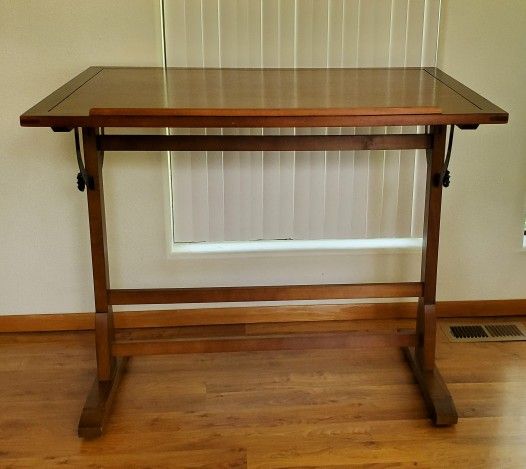 Drawing Table