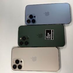 iPhone 13 Pro Max | $5 Down | Payment plan available - Unlocked - Fair Condition