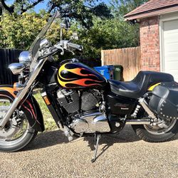 2007 Honda Shadow Saber VT1100C2