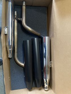 BRAND NEW Stock Harley Exhaust