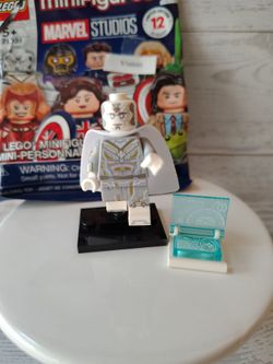 LEGO Marvel minifigures ( Vision)