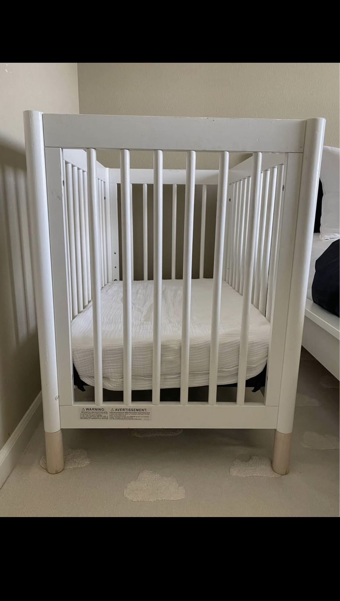 Babyletto White Mini Crib