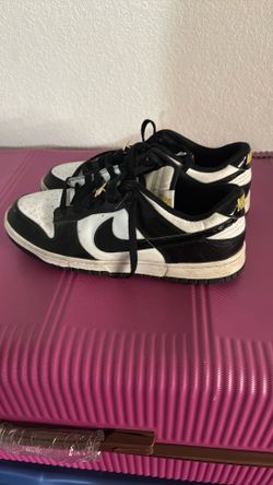 black and white nike dunks