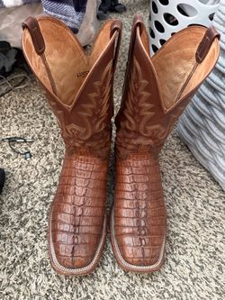 Lucchese men boots size 11
