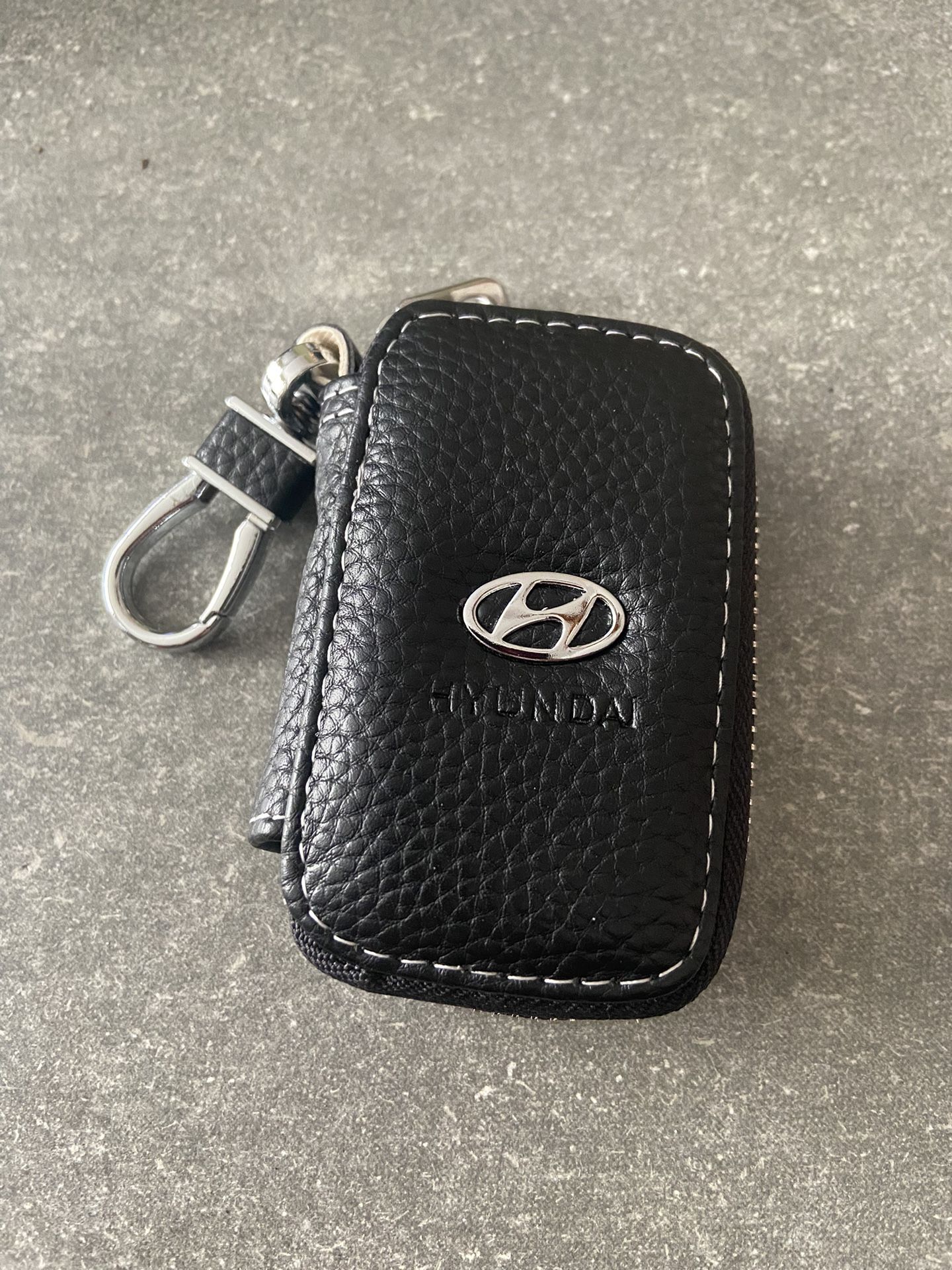Brand New Hyundai Leather Key Pouch