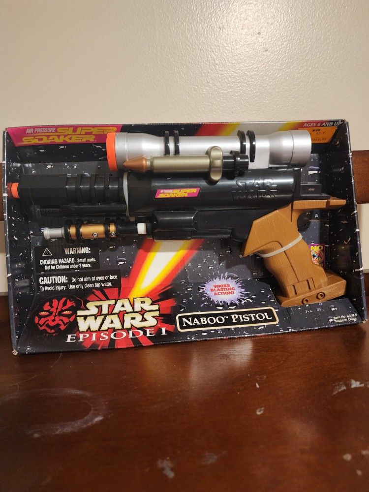 STAR WARS NABOO PISTOL SEALED WATER GUN VINTAGE